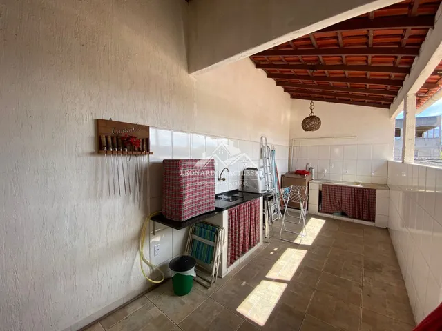 Imagem 13: CASA 3 QUARTOS COM PONTO COMERCIAL A VENDA EM BARCELONA - SERRA