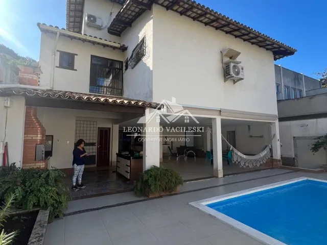 Imagem 5: Casa triplex em Praia da Costa - Vila Velha, ES