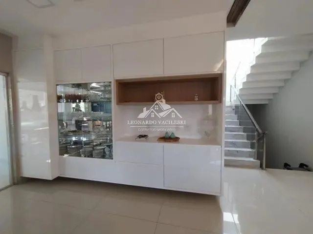 Imagem 3: CASA BOULEVARD LAGOA COM 4 QUARTOS E EXCELENTE LOCALIZAÇÃO
