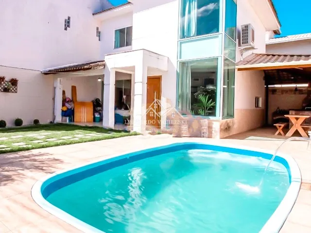 Imagem: Maravilhosa casa 4 quartos com suíte em