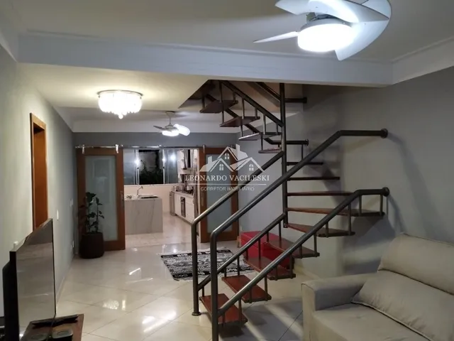 Imagem 9: LINDA CASA COM QUINTAL Á VENDA EM VILA DOS PÁSSAROS - MORADA DE LARANJEIRAS