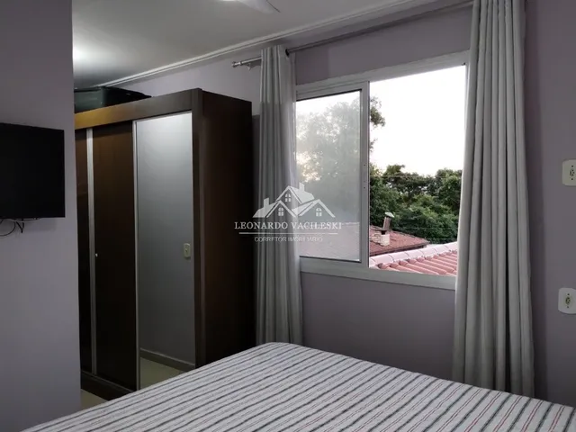 Imagem 3: LINDA CASA COM QUINTAL Á VENDA EM VILA DOS PÁSSAROS - MORADA DE LARANJEIRAS