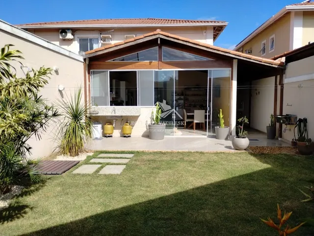 Imagem 10: LINDA CASA COM QUINTAL Á VENDA EM VILA DOS PÁSSAROS - MORADA DE LARANJEIRAS