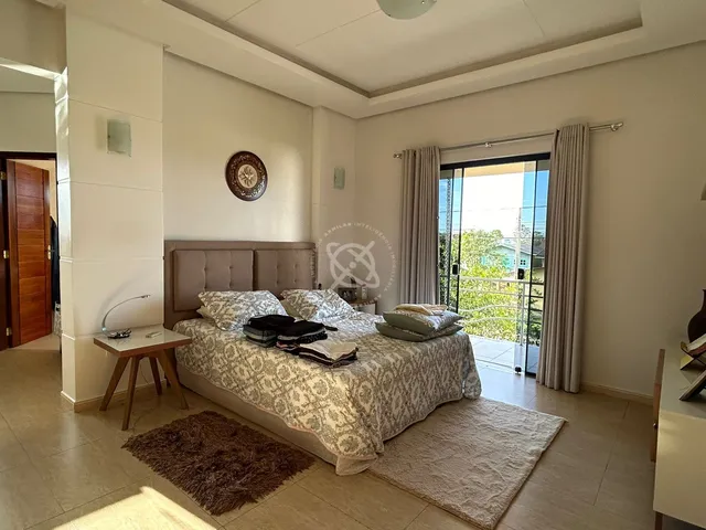 Imagem 2: Casa de alto padrão no bairro Vila São José com edícula