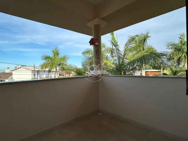 Imagem 7: Casa de alto padrão no bairro Vila São José com edícula