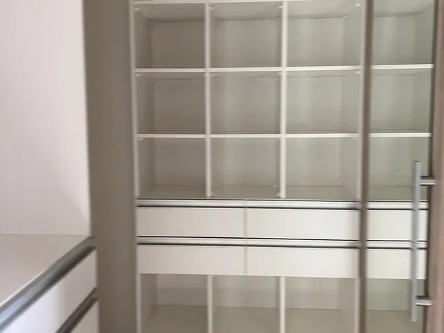 Imagem 4: Imperdível! Apartamento de 3 quartos com suíte, sala ampla e vaga de garagem, e área