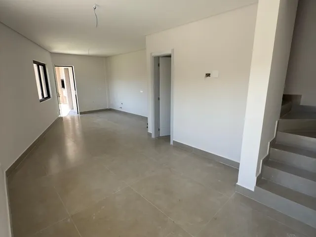 Imagem 2: Casa Sobrado em Bom Retiro, Matinhos/PR