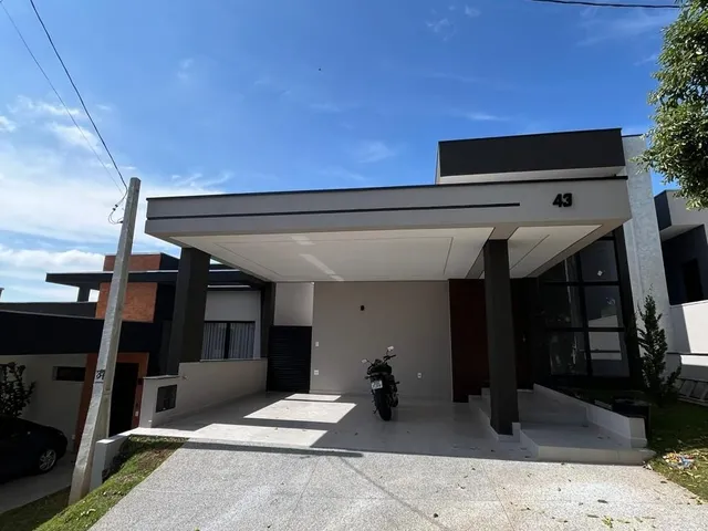 Imagem: A casa em condomínio possui 4 Dormitórios, 2 Suítes, 3