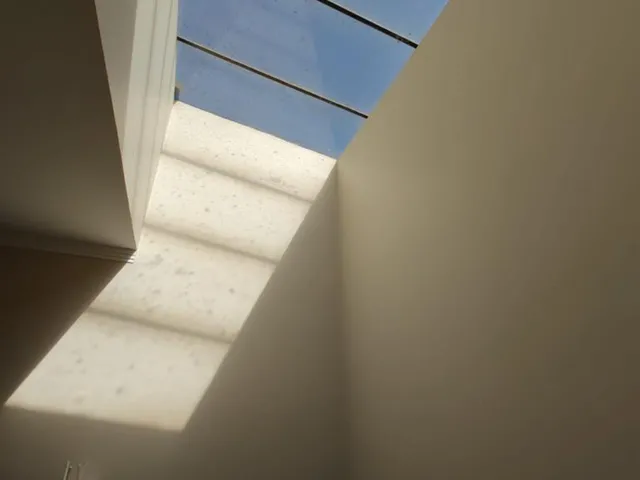 Imagem 11: CASA À VENDA COM 3 QUARTOS SENDO 1 SUÍTE - 261 M² - RESIDENCIAL...