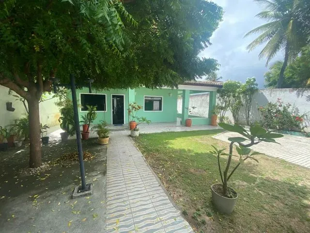 Imagem 2: Casa para Venda em Jauá com 4 Quartos