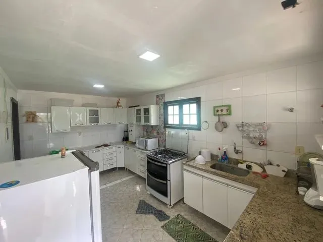 Imagem 7: Casa para Venda em Jauá com 4 Quartos