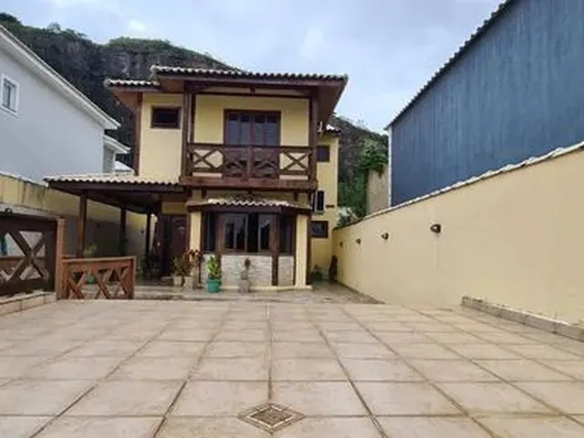 Imagem: Excelente Casa Duplex no Pechincha com 04