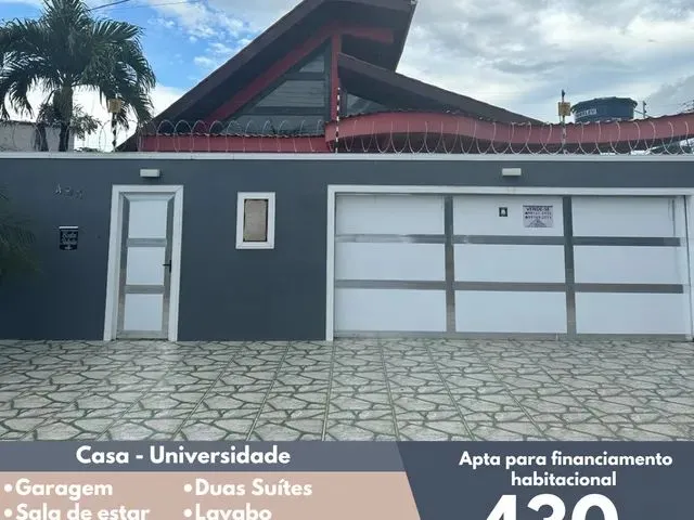 Imagem: A casa possui 2 Dormitórios, 3 Banheiros, 2 Vagas na