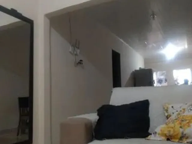 Imagem: Casa Grande e Confortável de Esquina
