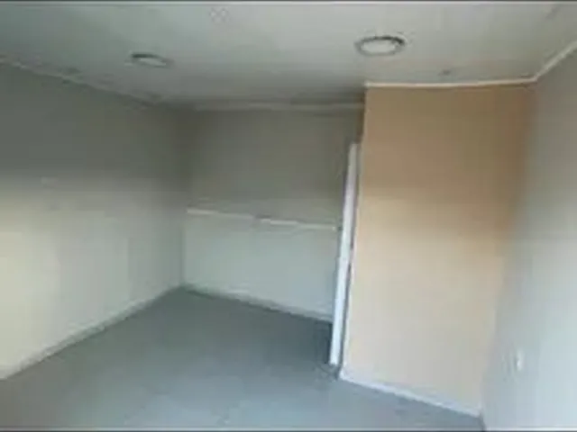 Imagem 4: Ponto Comercial Galpão / depósito com 2 vagas na garagem