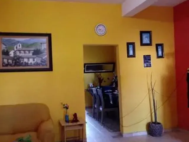 Imagem: Vende- Se Dois Térreos com Primeiro Andar