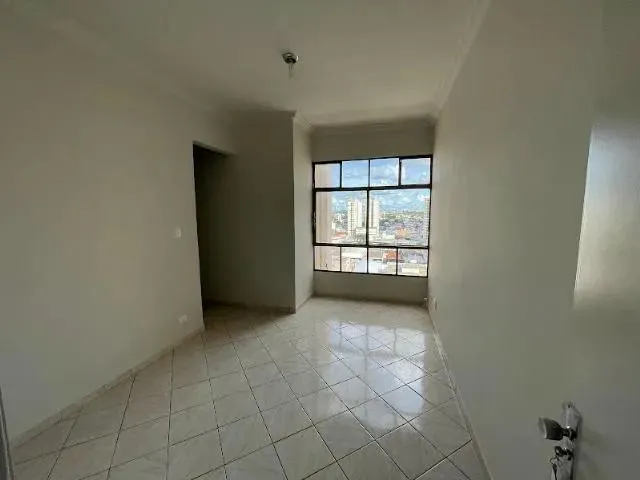 Imagem: Apartamento À Venda, 2 Quartos, Centro