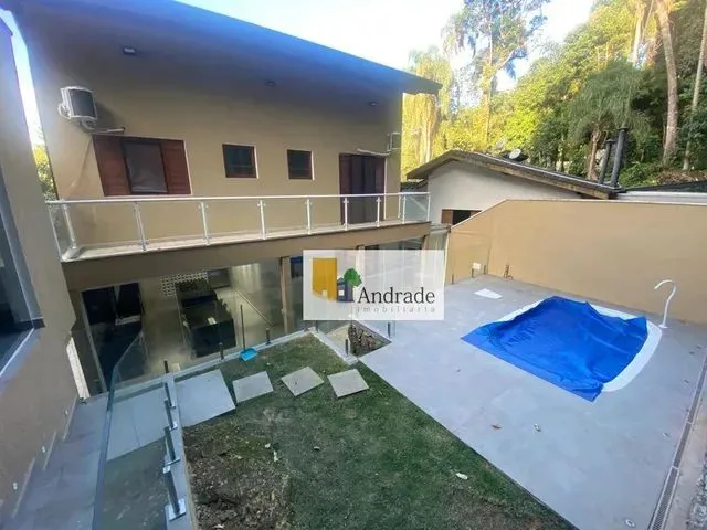 Imagem: Casa com 4 Dormitórios À Venda, 280 M²
