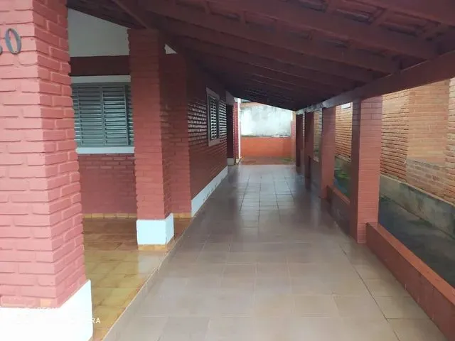 Imagem 3: Chalé em Caldas Novas com 3 Quartos Suítes, Sala Ampla, Cozinha, Varanda Em