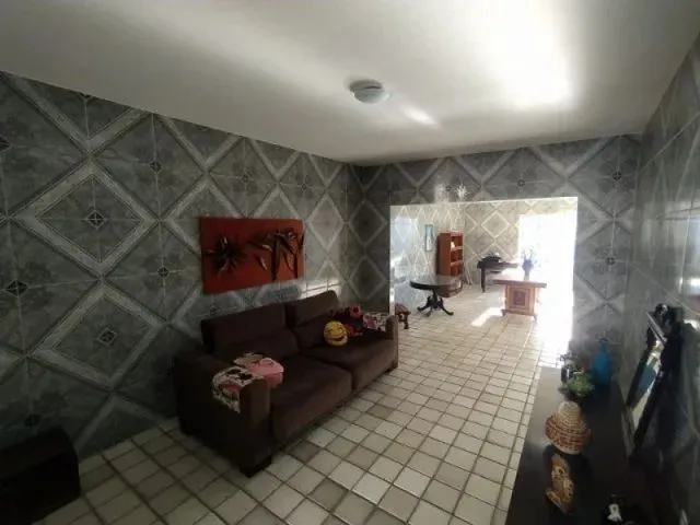 Imagem: Casa no Iapi Pr Rua Doutor Ladislau Cavalcanti