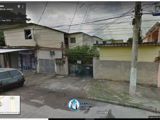 Imagem: 3 Casas no mesmo terreno