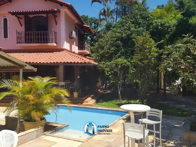 Imagem: A casa possui 7 Dormitórios, 3 Suítes, 6 Banheiros,