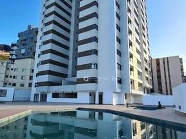 Imagem: O apartamento possui 4 Dormitórios, 4 Suítes, 5
