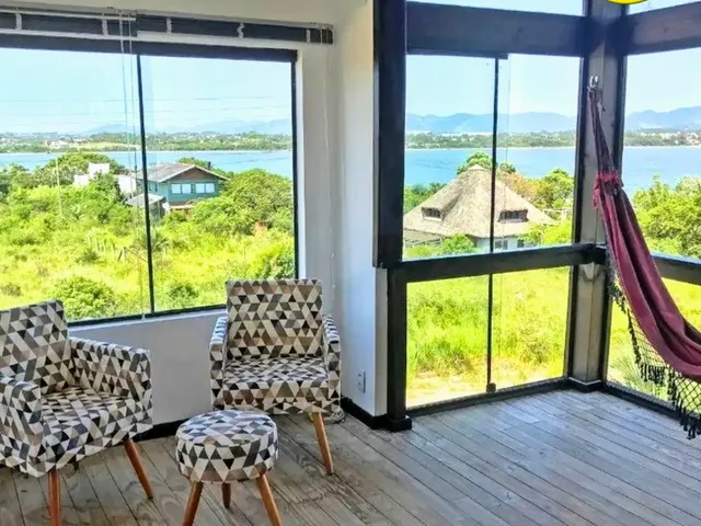 Imagem 2: CASA - IMBITUBA Casa com 3 dormitórios