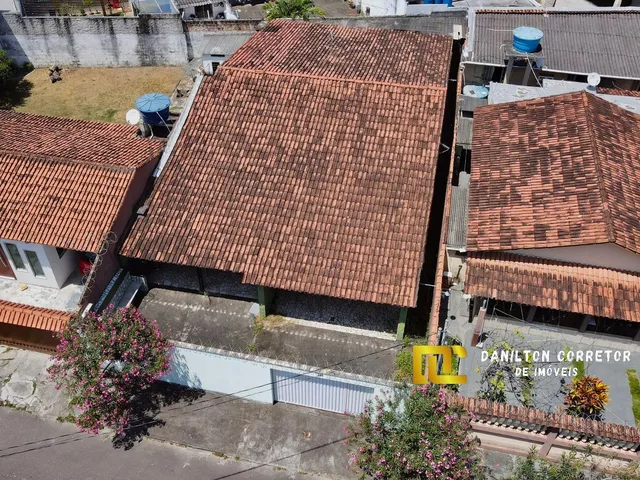 Imagem: Casa a Venda Perto da Praia com 3 Quartos