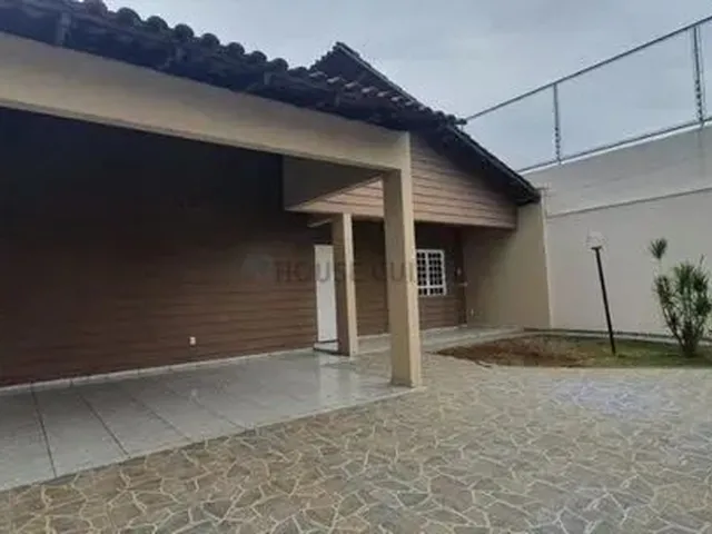Imagem: Alugo Casa Térrea com 4 Quartos e Área
