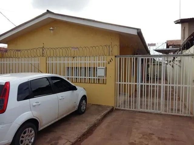 Imagem: O apartamento possui 1 Dormitório, 1 Banheiro, 1 Vaga na