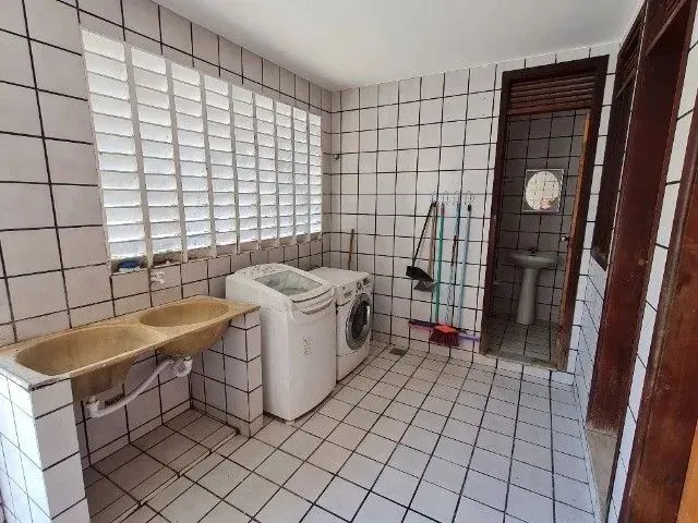 Imagem 16: Casa para Aluguel Tem 385M² com 3 Quartos em Ponta Negra - Natal - Rn