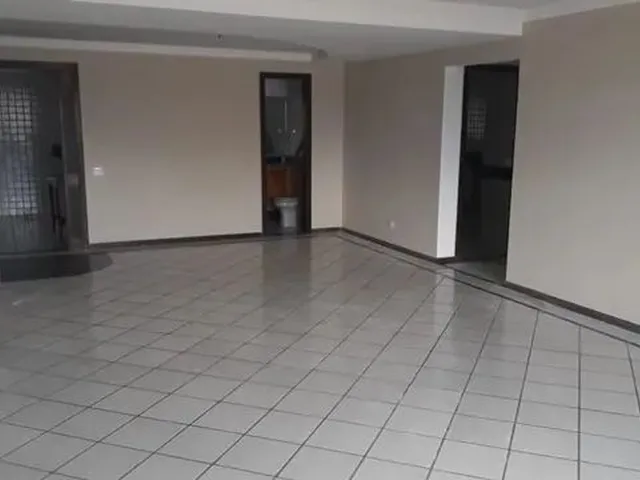 Imagem: Apartamento para Aluguel Possui 230M² com