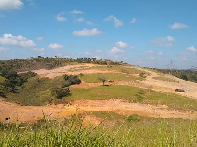 Imagem: Lote com Vista para a Serra de São José