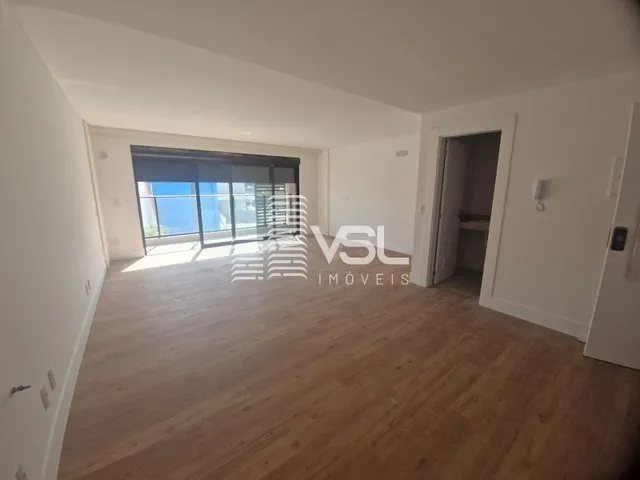 Imagem 2: STUDIO NOVO, amplo, moderno e bem localizado, com vaga de garagem