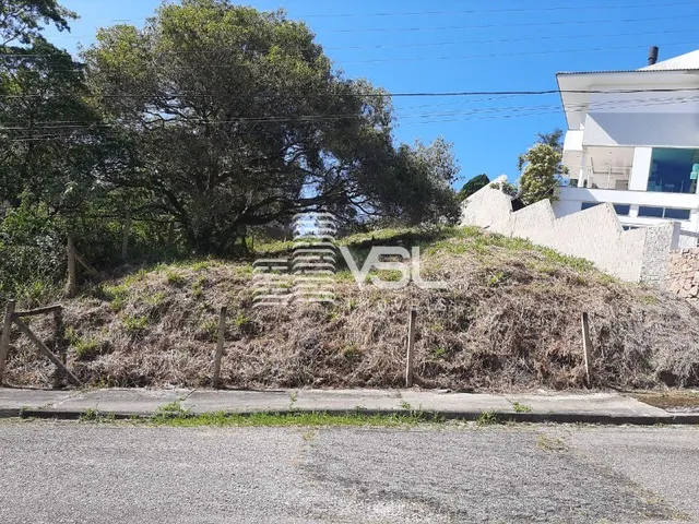 Imagem: Terreno escriturado com 757 m² no loteamento
