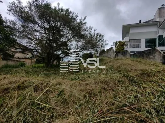 Imagem 3: Terreno escriturado com 757 m² no loteamento CAIOBIG, viabilidade para geminados