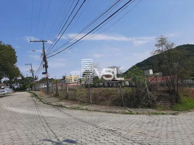 Imagem 3: Terreno com 2.395 m², viabilidade AMS 3.5, bem localizado