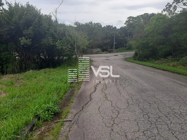 Imagem 2: Lote com 1.595 m² em loteamento alto padrão, viabilidade para condomínio de casas