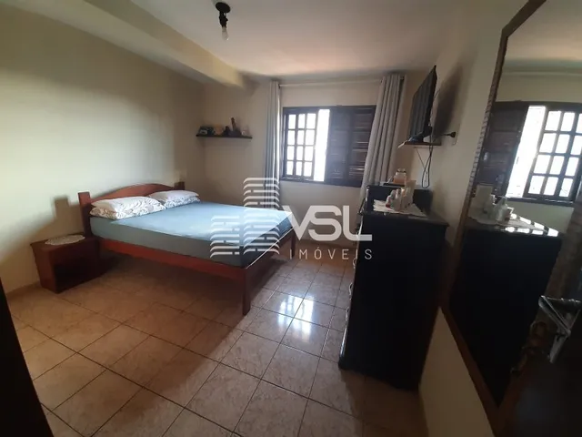 Imagem 3: Casa com 5 quartos, 1.200 metros do Floripa Shopping