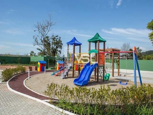 Imagem 5: Terreno com 360 m² no Loteamento Vista da Pedra, infraestrutura completa