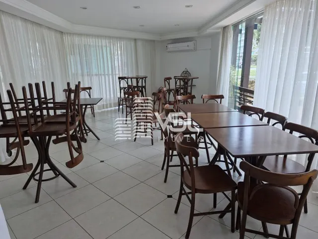 Imagem 8: Apartamento 3 dormitórios MOBILIADO na Trindade próximo da Beira mar
