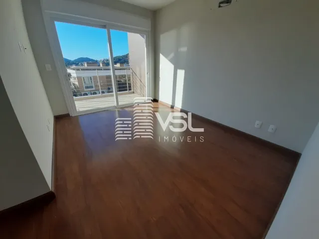 Imagem 3: Casa com 3 suítes e duas vagas de garagem, condomínio Reserva Cacupe