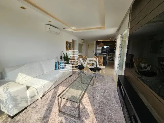 Imagem 2: Cobertura com 3 suítes, SEMI MOBILIADA, 4 vagas de garagens, vista livre