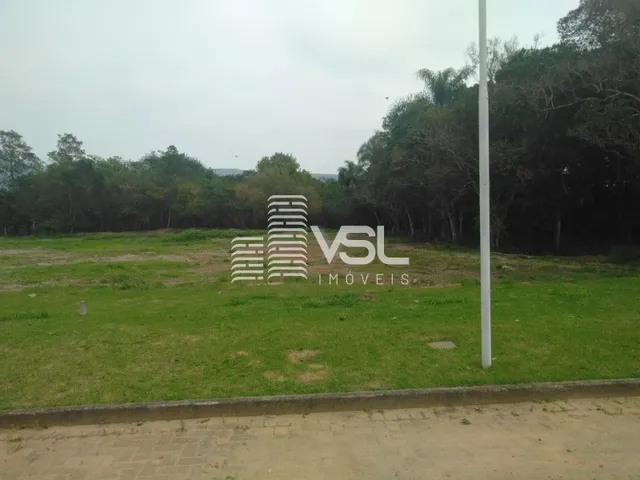 Imagem 2: Terreno com 1.716 m² de área, em condomínio fechado, bairro Ratones