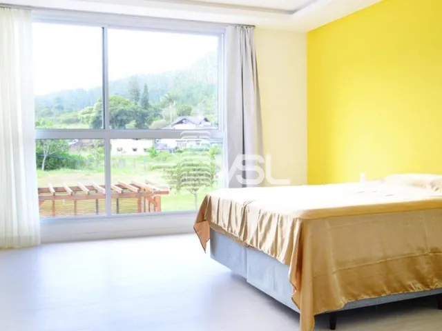 Imagem 15: Casa em condomínio fechado com 4 dormitórios próximo a Jurere e Canasvieiras