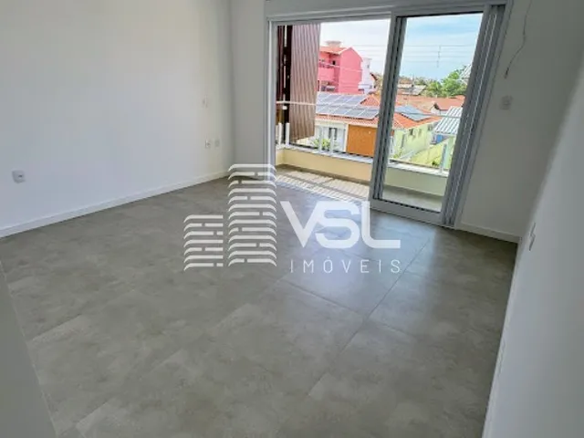 Imagem 11: CASA com 3 dormitórios sendo 1 suíte, 2 vagas de garagens a 600 metros da PRAIA
