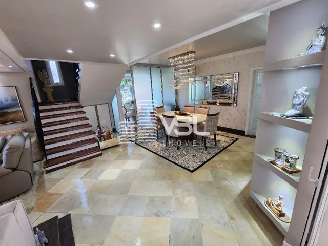 Imagem 4: Casa com 5 dormitórios semi mobiliada, com 2 garagens e piscina, Córrego Grande