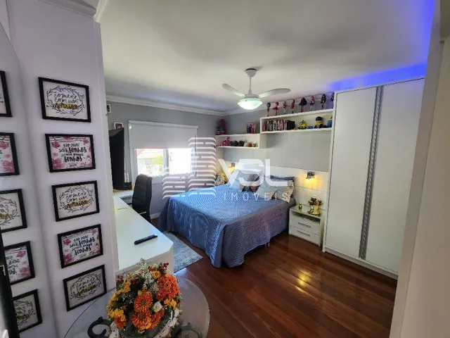 Imagem 3: Casa com 5 dormitórios semi mobiliada, com 2 garagens e piscina, Córrego Grande