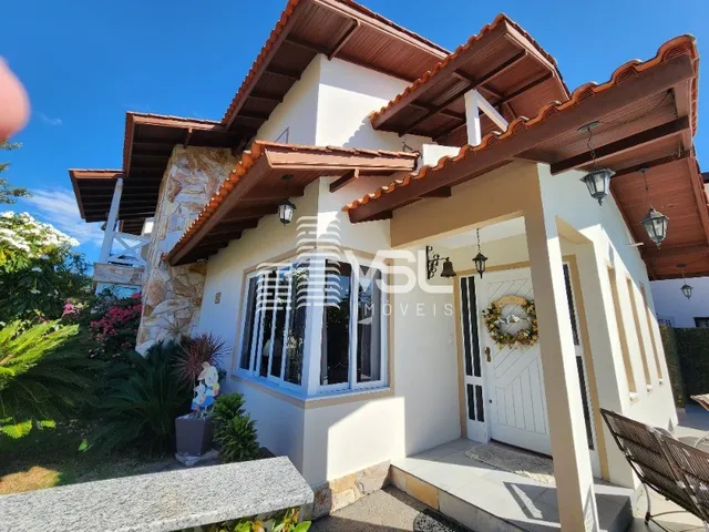 Imagem 5: Casa com 5 dormitórios semi mobiliada, com 2 garagens e piscina, Córrego Grande